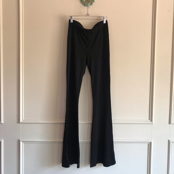 bell bottom leggings forever 21